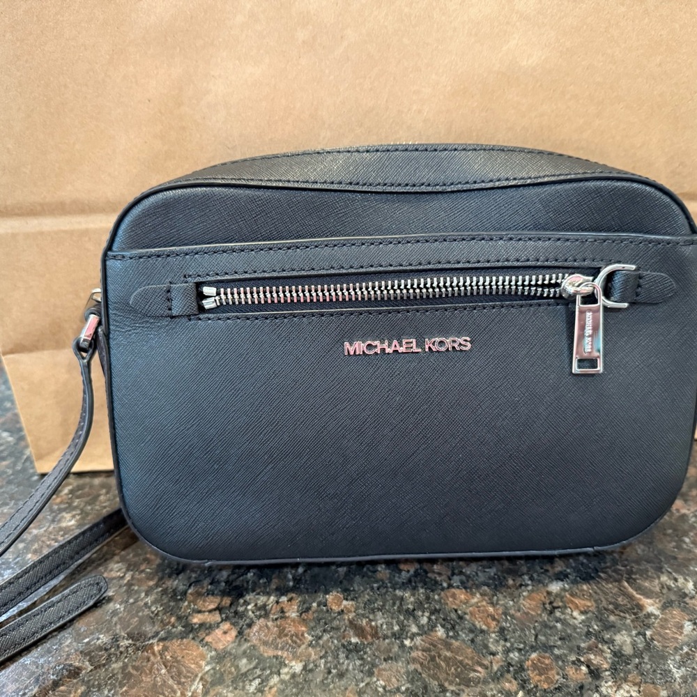 Michael Kors Black Crossbody Bag Sleek and Compact